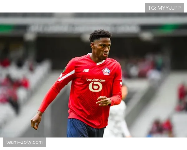 乔纳森·戴维为何能保持低波动的稳定表现？