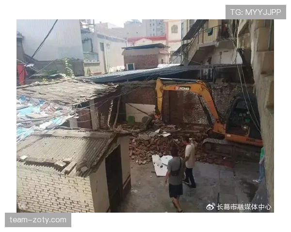 马琳球场上冷面杀手，下了场连点外卖都要自己亲自拆拆拆！
